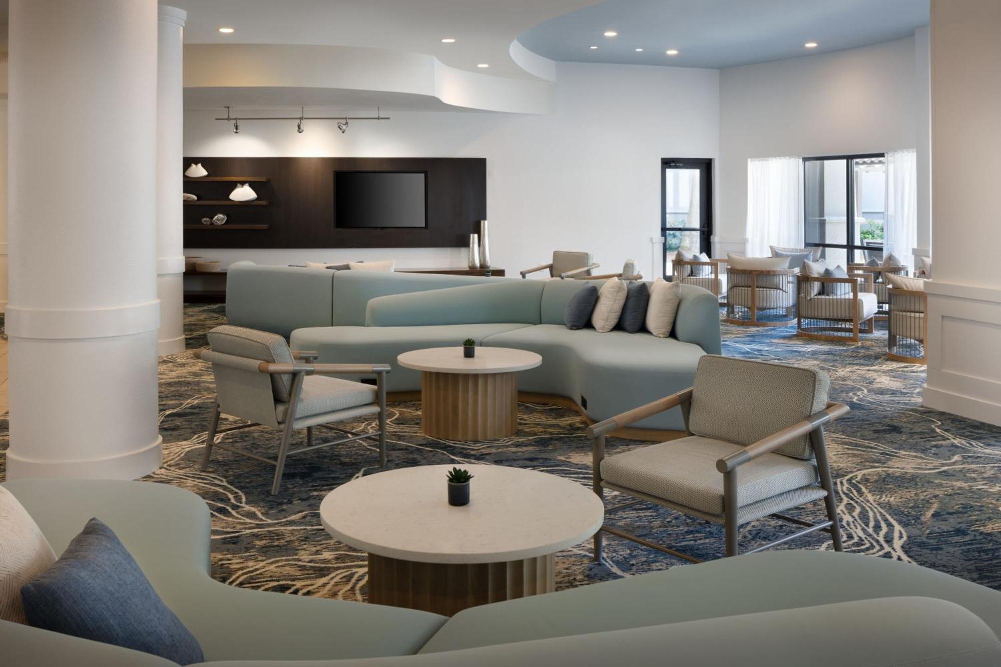 Courtyard By Marriott Sandestin At Grand Boulevard Мирамар-Бич Экстерьер фото