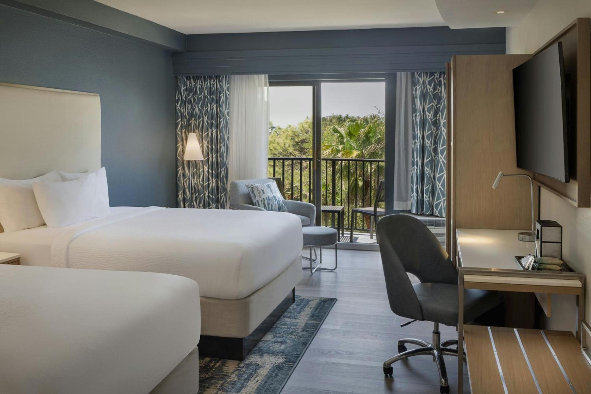 Courtyard By Marriott Sandestin At Grand Boulevard Мирамар-Бич Экстерьер фото